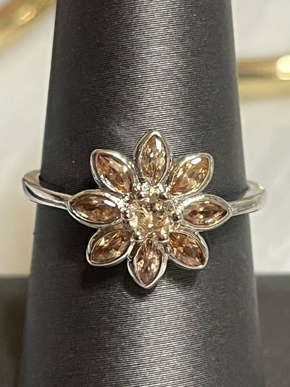 Citrine Flower Ring - Picture 1 of 13